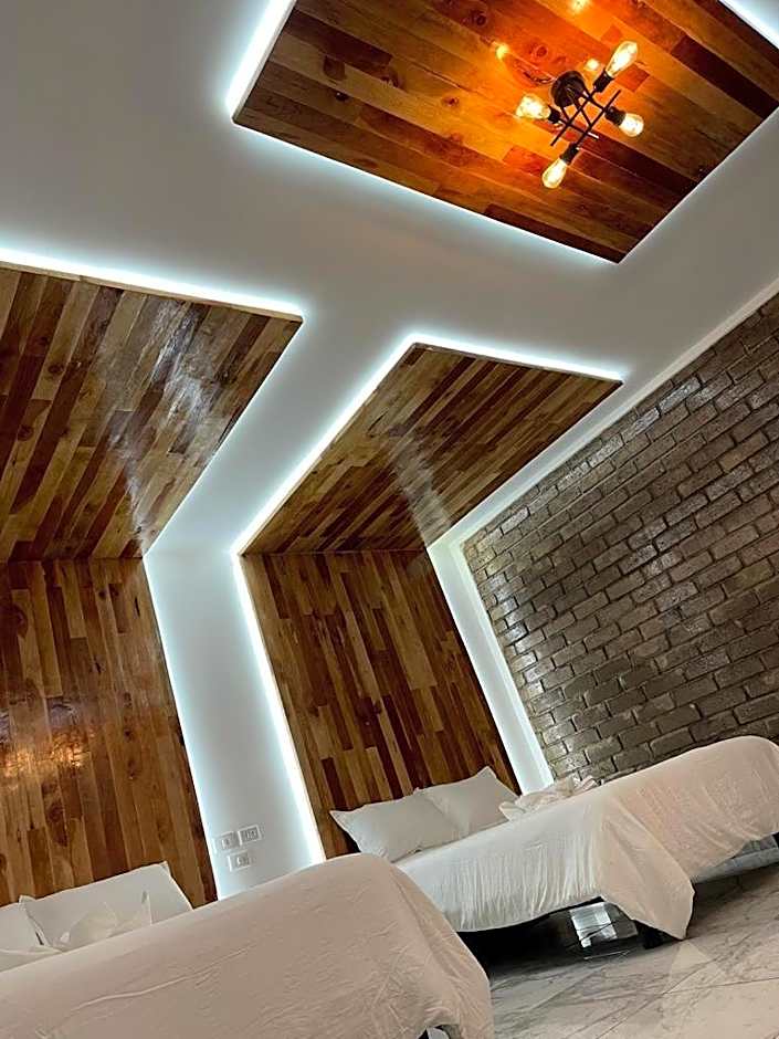 TARAMURI HOTEL & TOURS