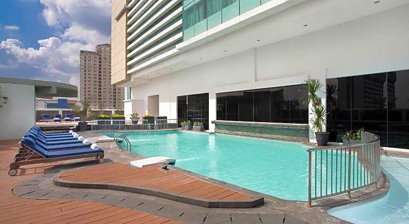Novotel Jakarta Gajah Mada Hotel