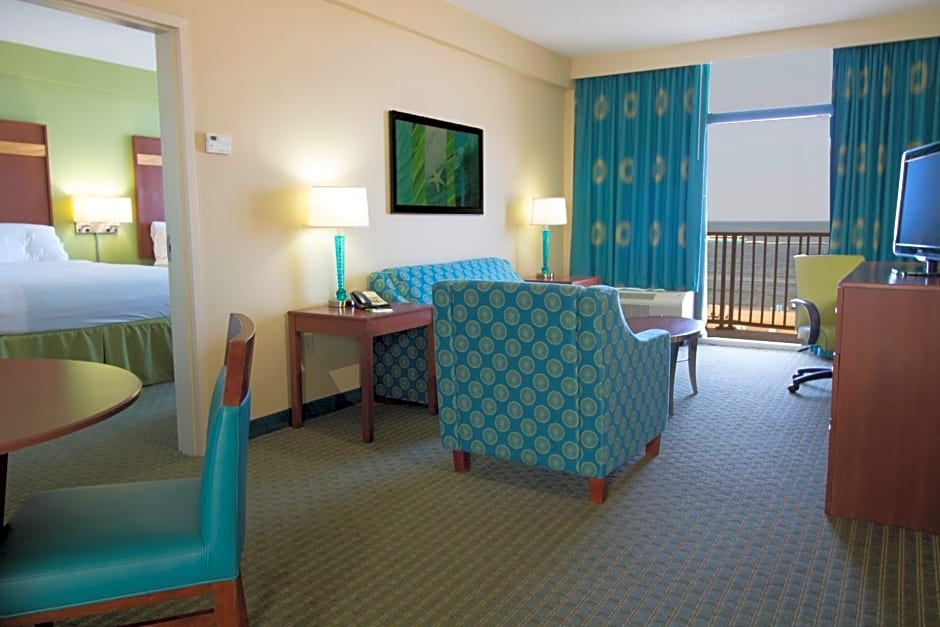 Holiday Inn & Suites Virginia Beach - North Beach, an IHG Hotel