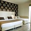 L'Hotel