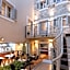 Camera Hotel
