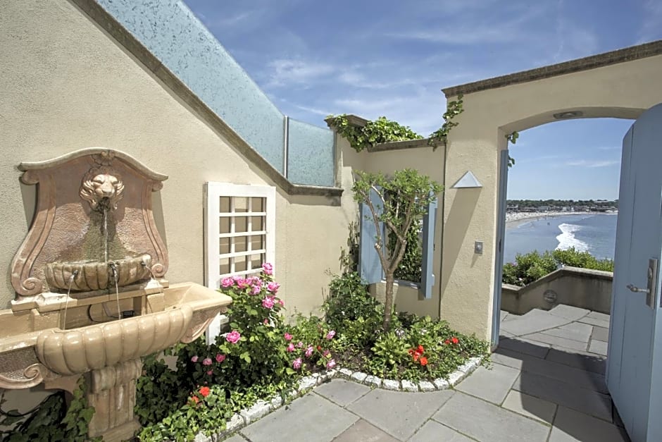 The Chanler at Cliff Walk