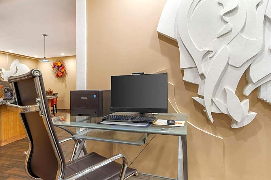 Comfort Suites Monroeville - Pittsburgh East