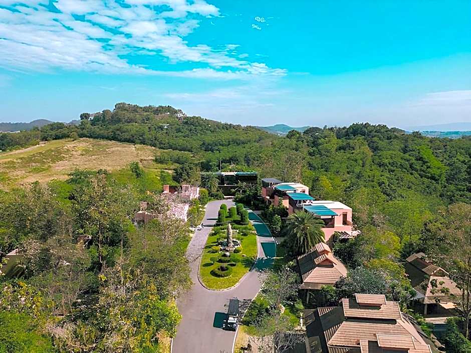 Phukumhom Resort