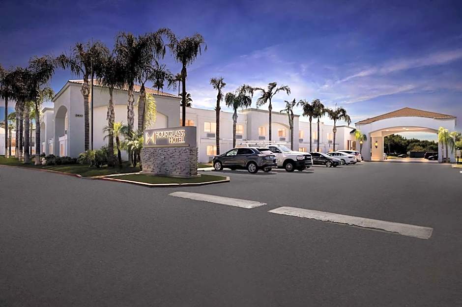The Hourglass Hotel, Ascend Hotel Collection