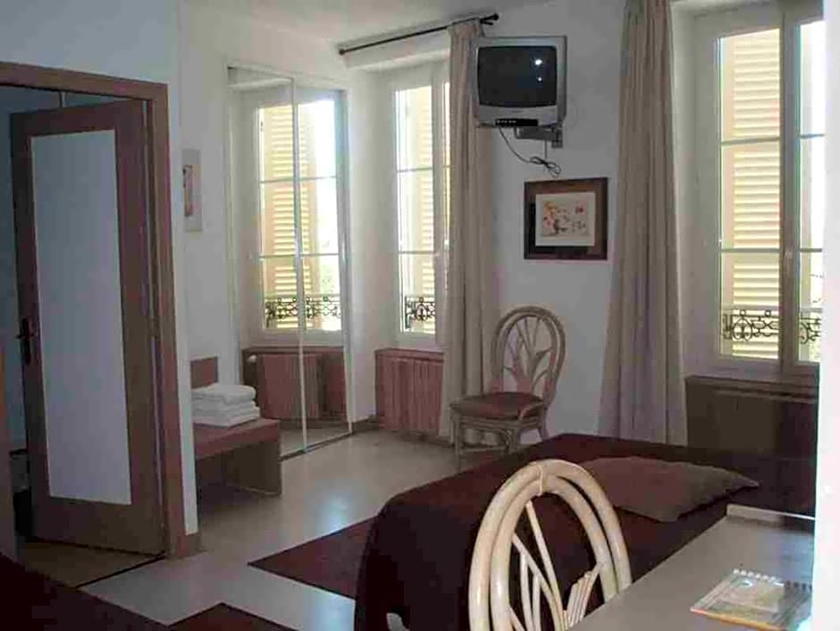 LOGIS HOTEL LES CAPUCINS