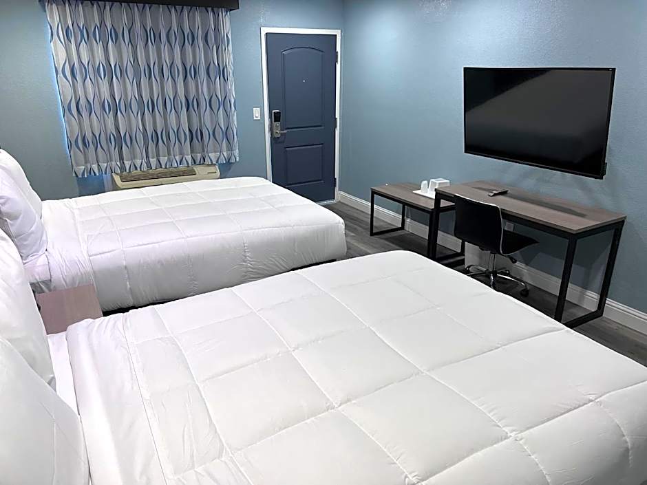 Surf City Inn & Suites