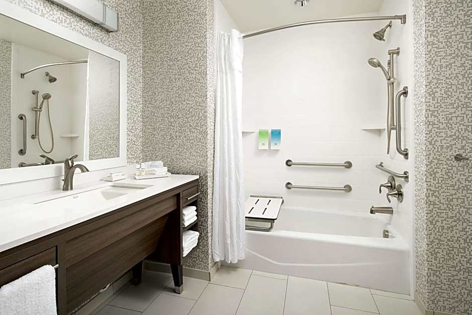 Home2 Suites by Hilton Longmont, CO