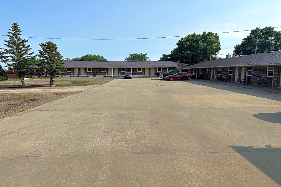 Love Hotels Murdo by OYO on Interstate 90