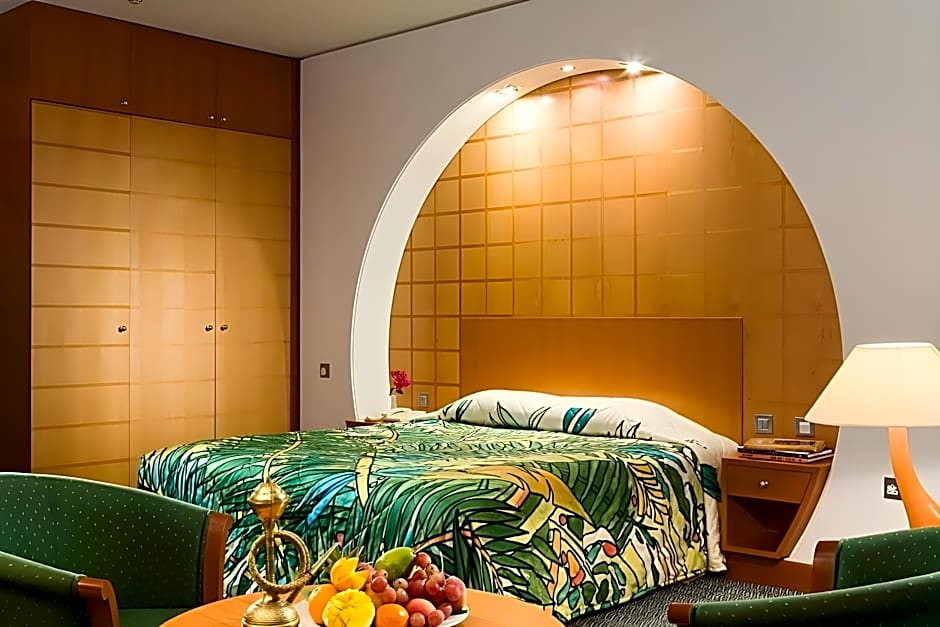 Oryx Grand Jebel Hafeet