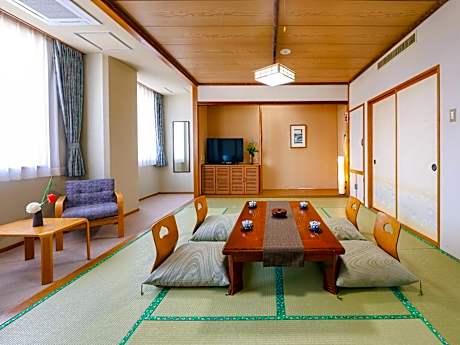 Japanese-Style Family Room - Non-Smoking
