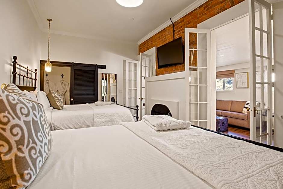Bespoke Inn Flagstaff