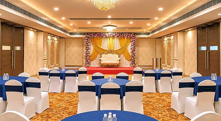 The Altruist Wagholi Hotel