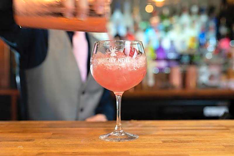 Livingston Lodge Hotel