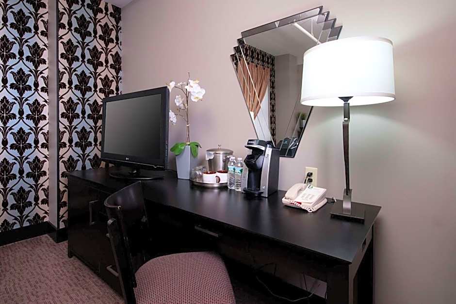 The Giacomo, An Ascend Hotel Collection Member