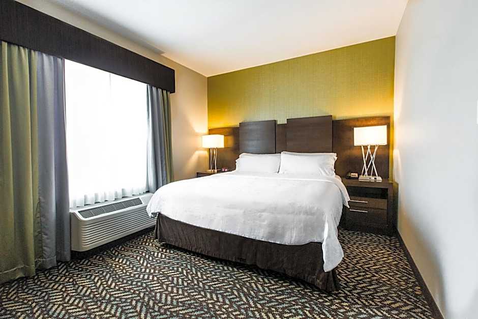 Holiday Inn Express & Suites Spruce Grove - Stony Plain By IHG
