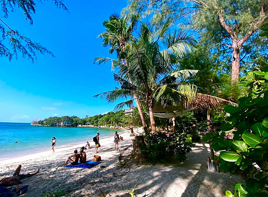 Secret Beach Bungalows