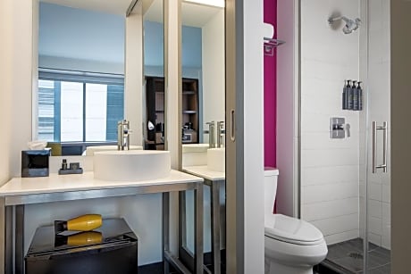 aloft, Room, 1 King Bed