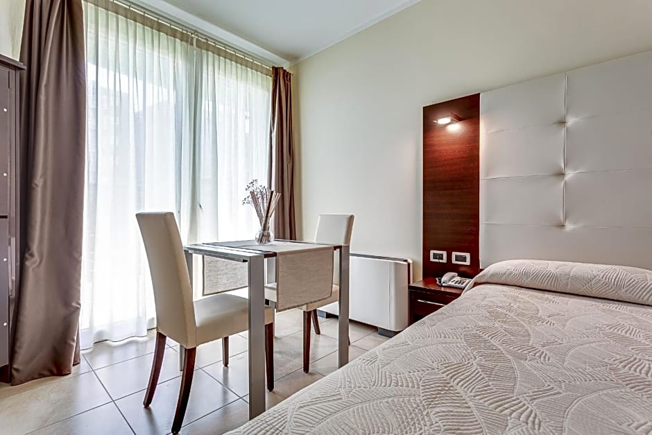 Hotel-Residence-b&b Le Dune beach service included