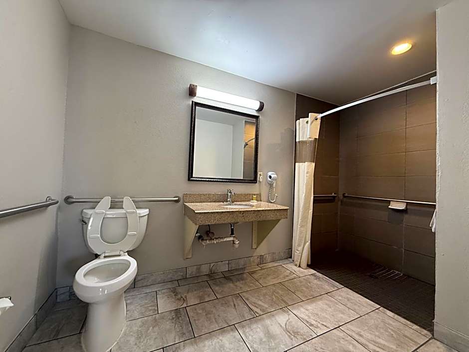 Days Inn by Wyndham San Antonio Interstate Hwy 35 North