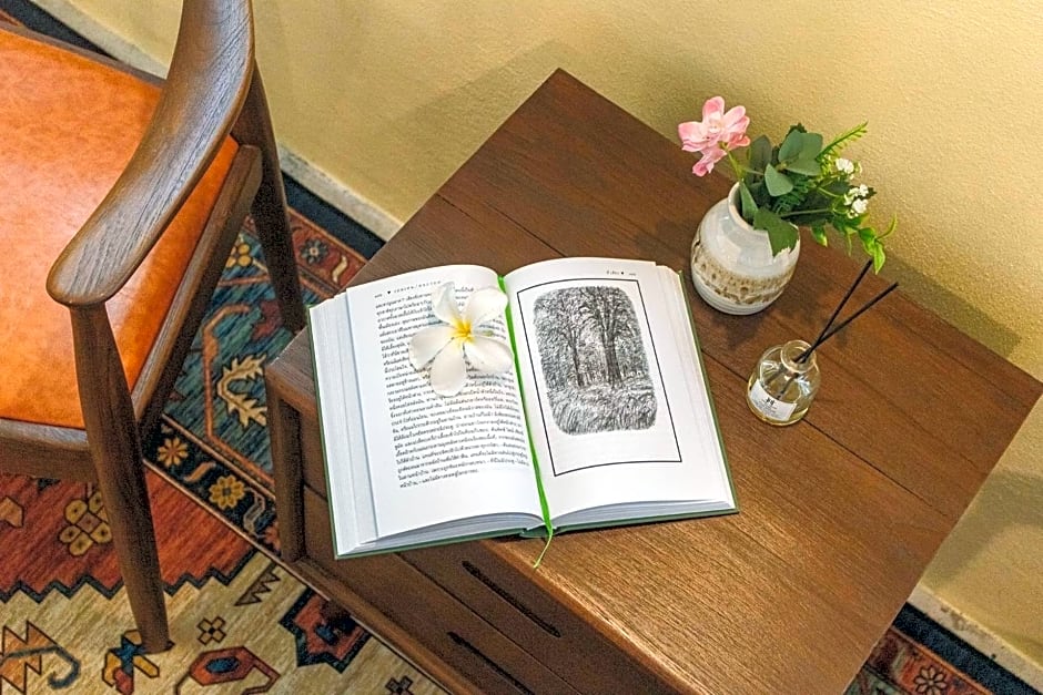 Bhirom at Baan Thongjaya