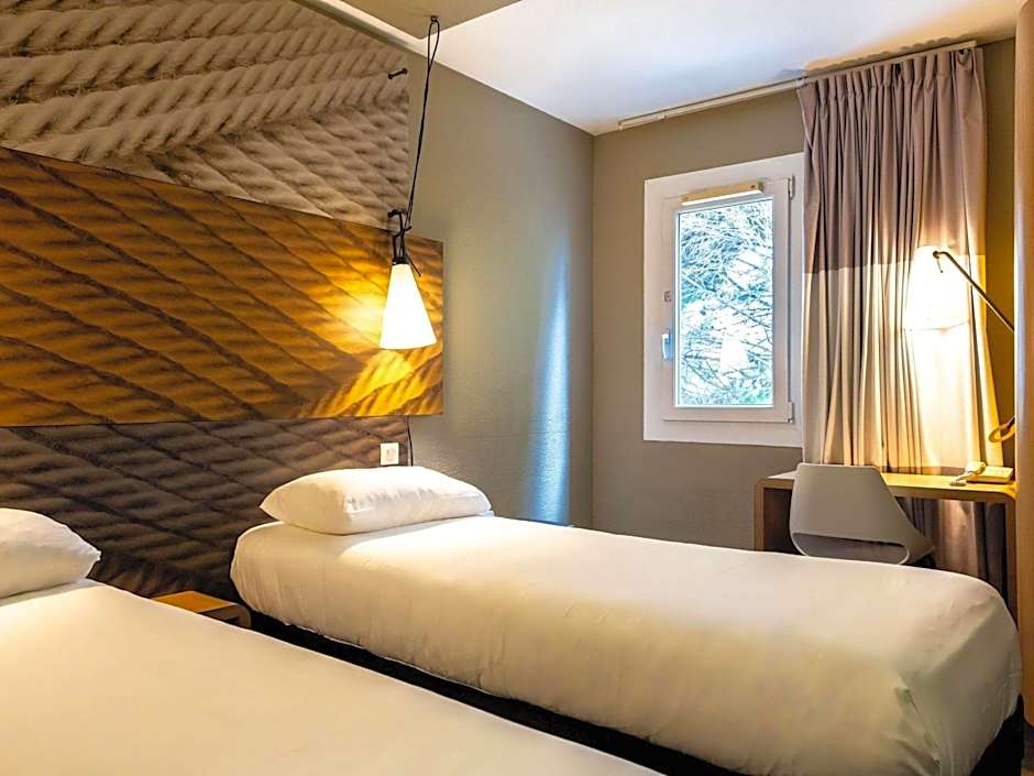 ibis Carcassonne East La Cité Hotel