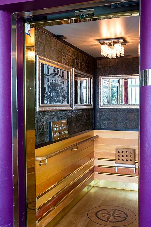 Freys Hotel