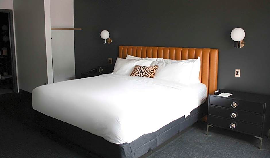 The Inn Hotel, Ascend Hotel Collection