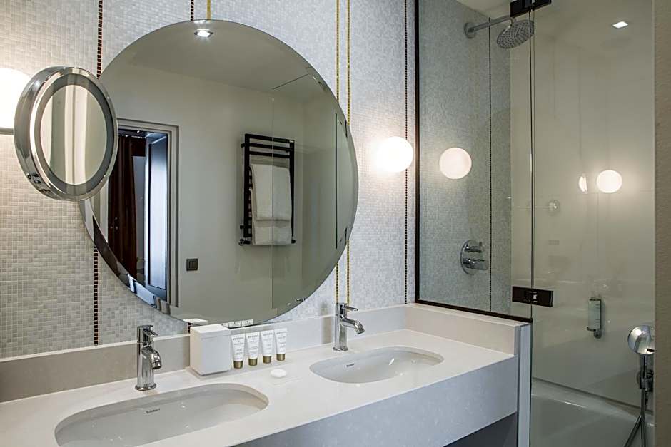 Hotel Des Saints Peres - Esprit de France