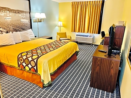 Super 8 by Wyndham Red Wing