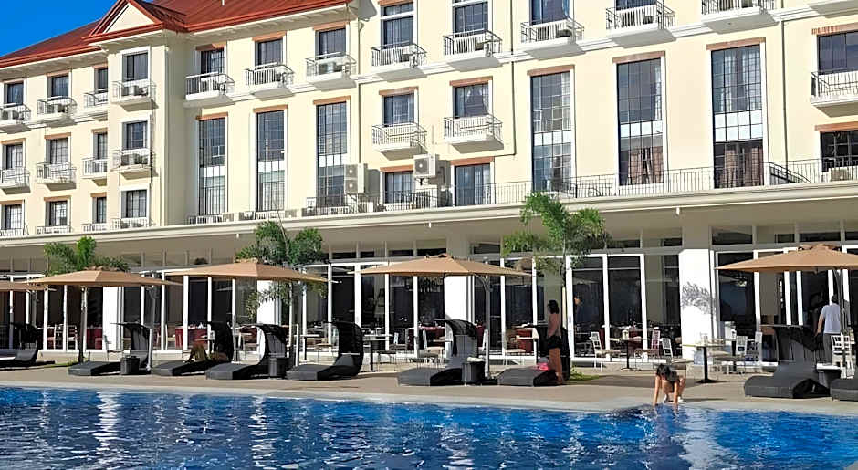 Pontefino Hotel And Residences