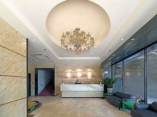 Xingyi Chain Hotel Jiangxia Metro Station