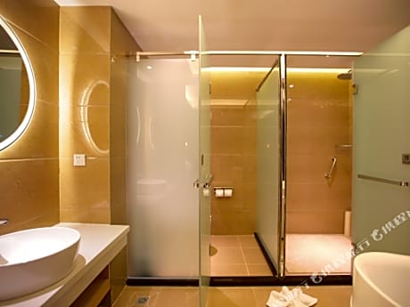Metropolo Jinjiang Hotels (Fuxin Yingbin Street Railway Station)