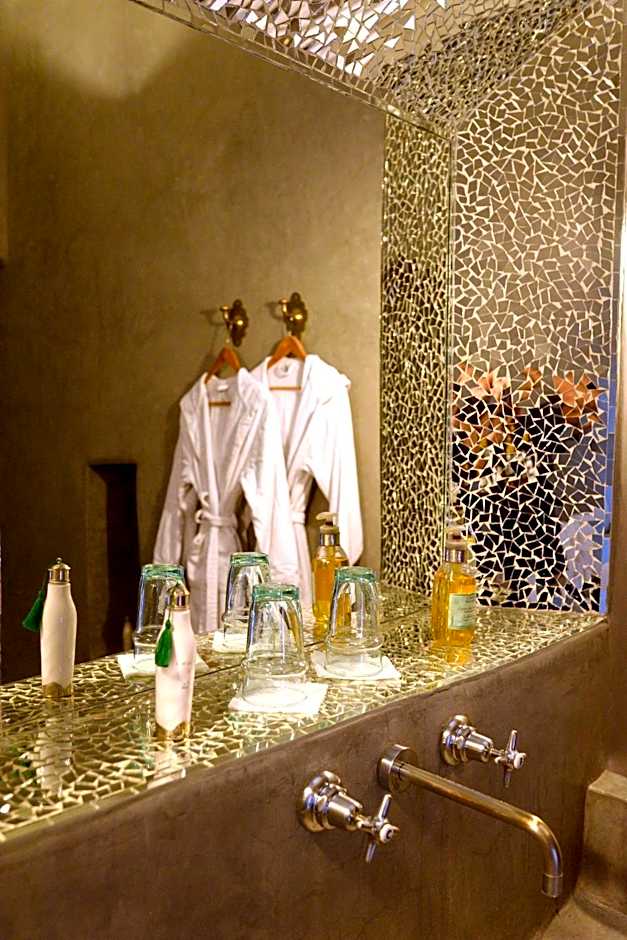 Riad Azzar