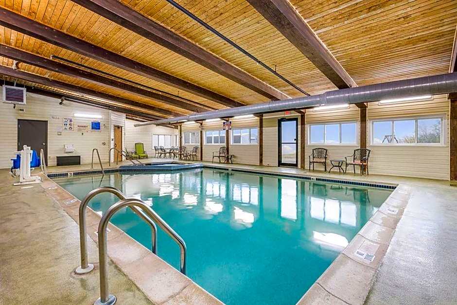 Baraga Lakeside Inn