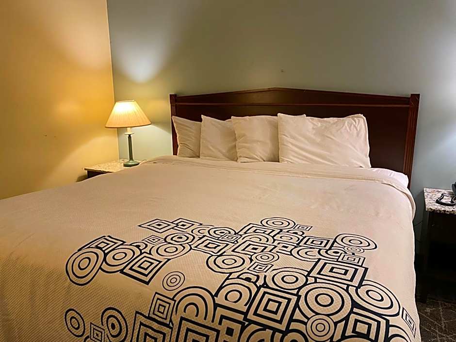 Knights Inn & Suites Dublin