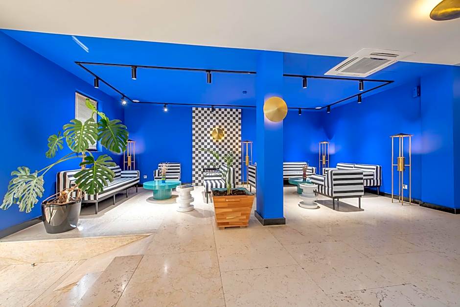 Urban Boutique Hotel