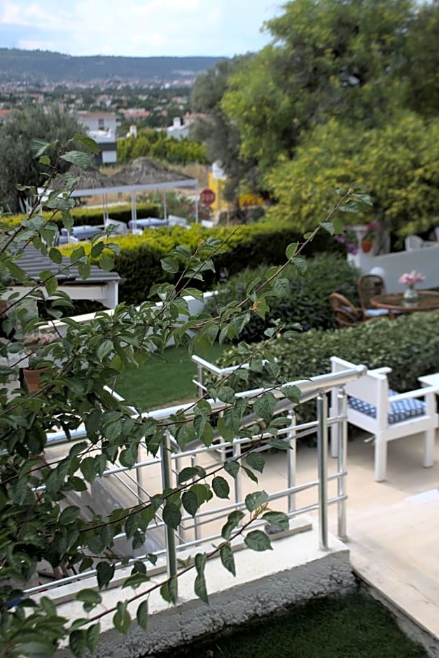 Tepe Hotel