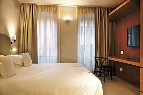 Quad Suite
