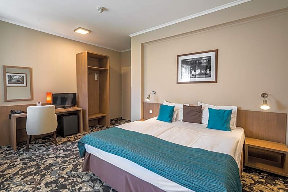 Erzsébet Királyné Szálloda