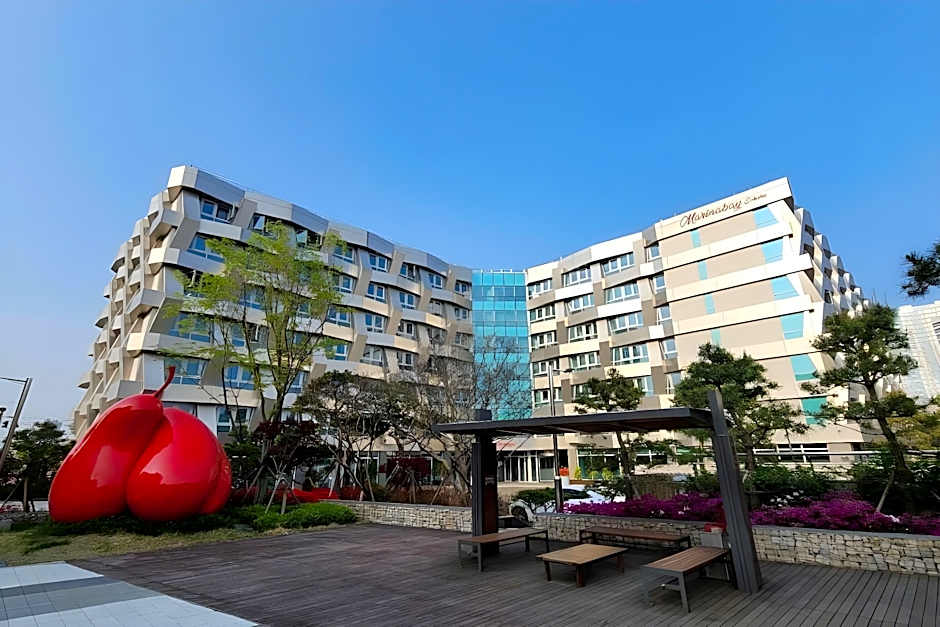 Chungchoho Best Hotel