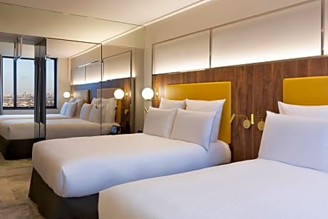 Deluxe Family Room with 2 Double Beds and view on Paris