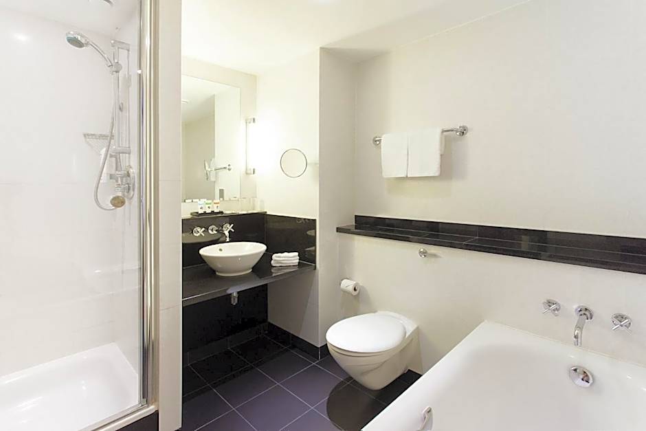 Crowne Plaza Marlow By IHG