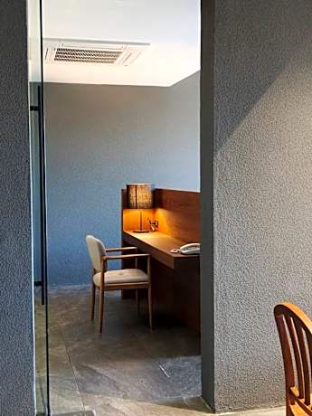 Suite - 2 Adults and 1 Child