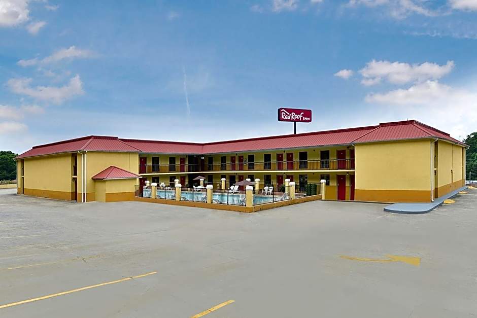 Red Roof Inn Cartersville-Emerson/LakePoint North.