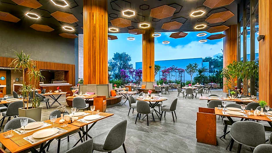 The Norm Collection Door'a Bodrum