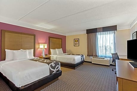 Double Room with Two Double Beds - Hearing Accessible/Non-Smoking