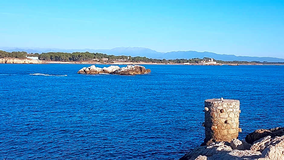 Aparthotel El Cargol