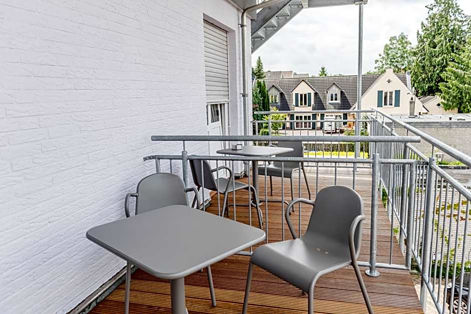 Schäfers Hotel, Self-Check-in, Cafe und Bäcker am Hotel