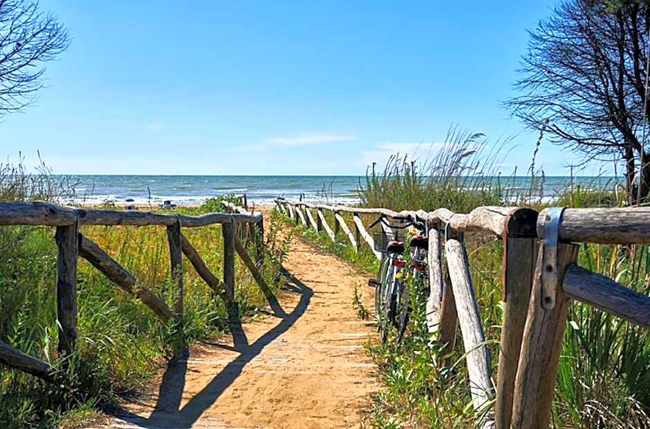 Lovely flat close to the beach-Beahost